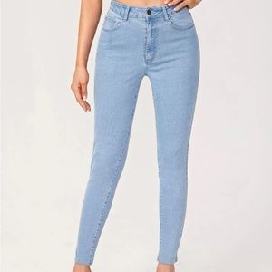 Shein NWT Zipper Fly Skinny Jeans
